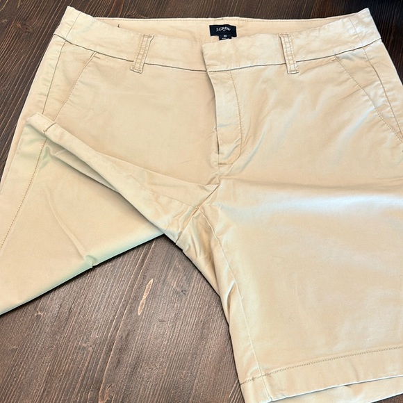 J.Crew Factory 9" Frankie bermuda chino short Khaki AL569 Size 8. NWOT - Picture 3 of 15